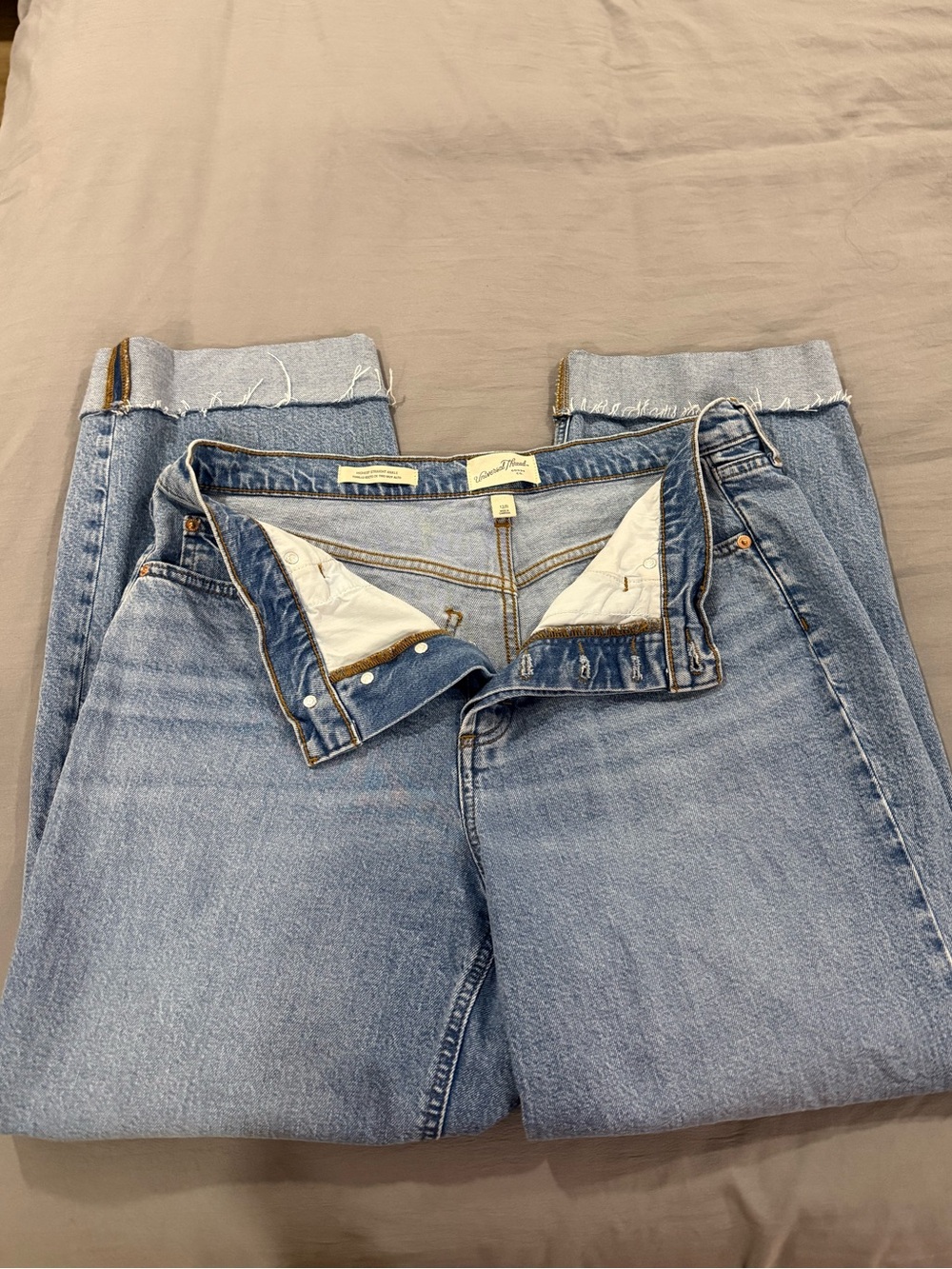 Universal Thread Light Blue Straight-Leg Jeans